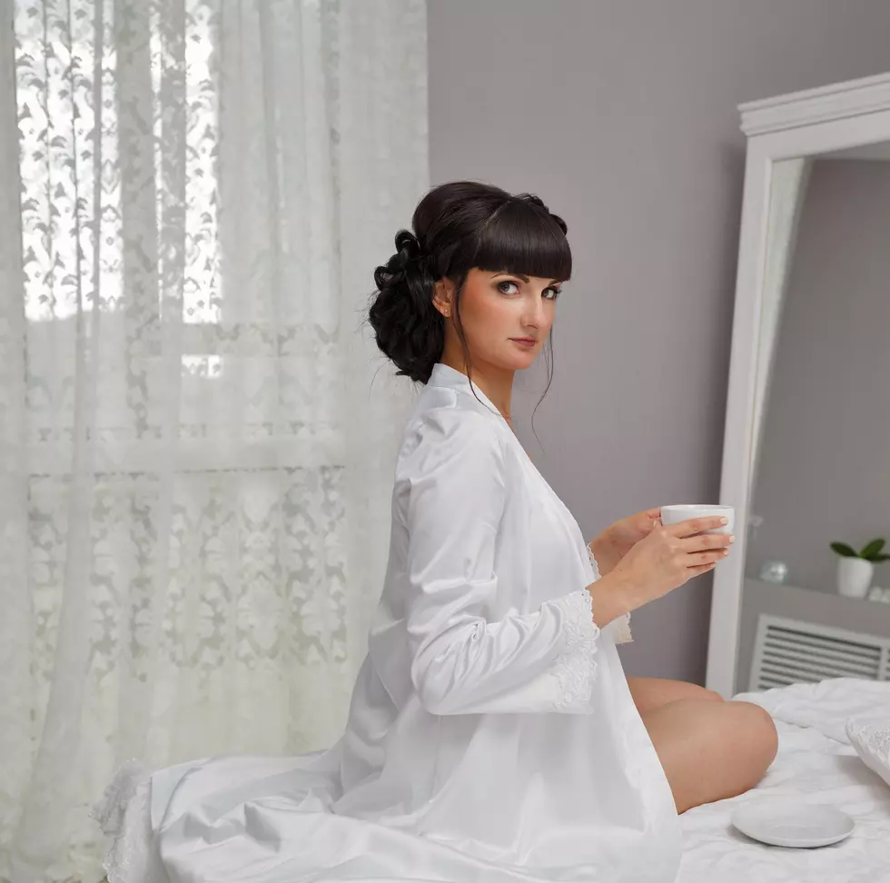 What Excuses Should You Make When You Accidentally Send a NSFW Photo?